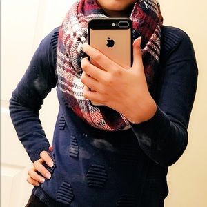 Woollen Scarf (Maroon, White, Navy blue pattern)